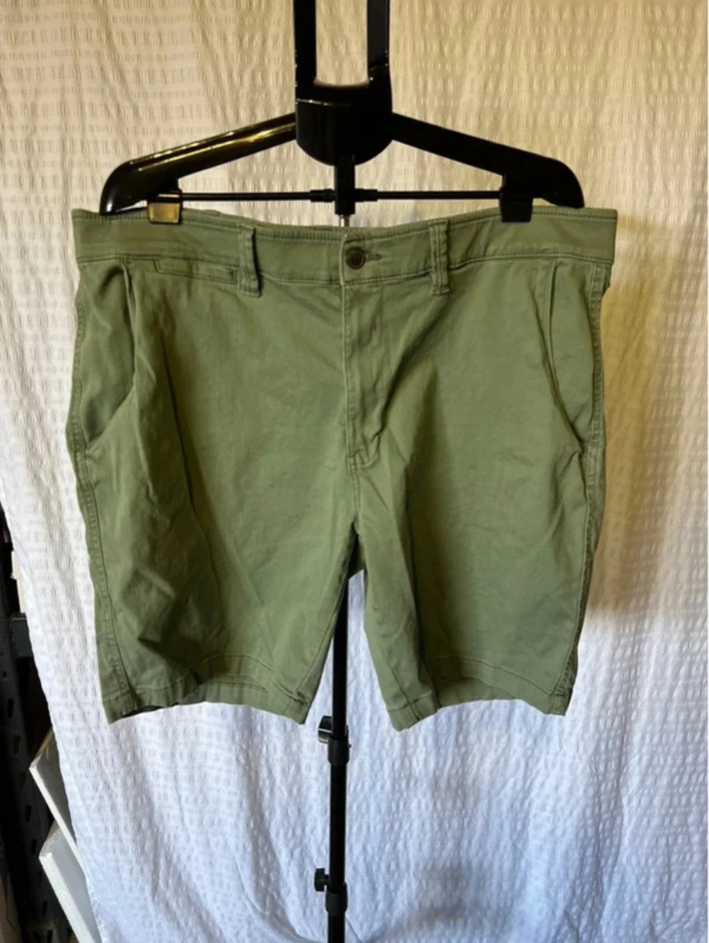 Foundry Shorts Sz 42